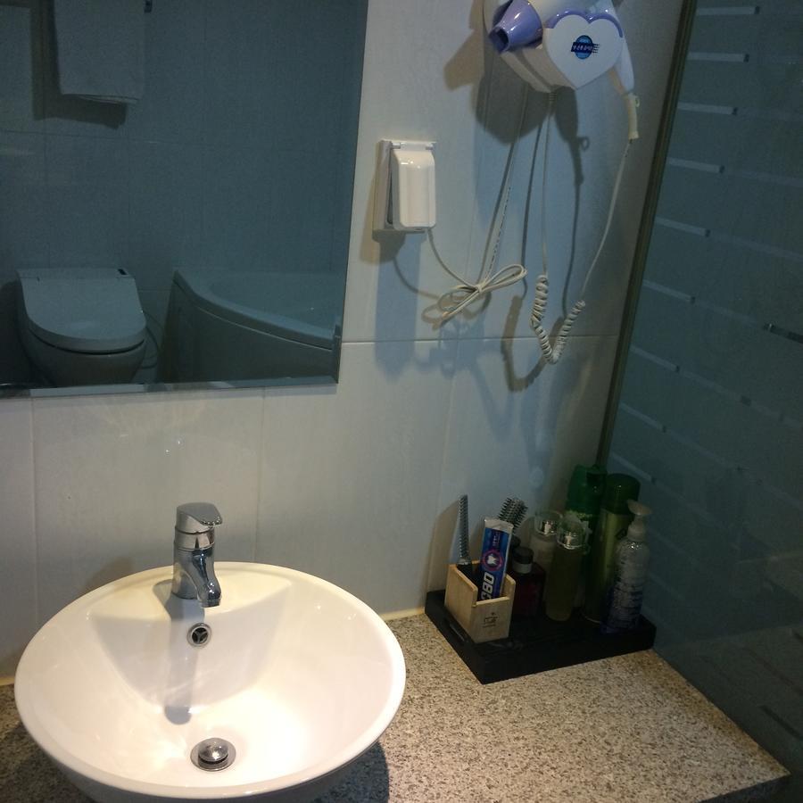 Apple Motel Cshungdzsu Kültér fotó